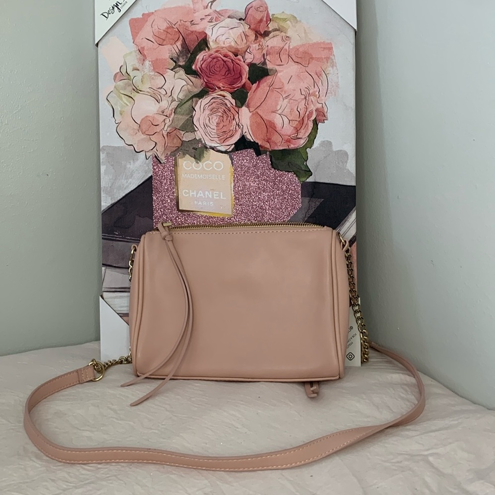 EUC Forever 21 Pink Crossbody